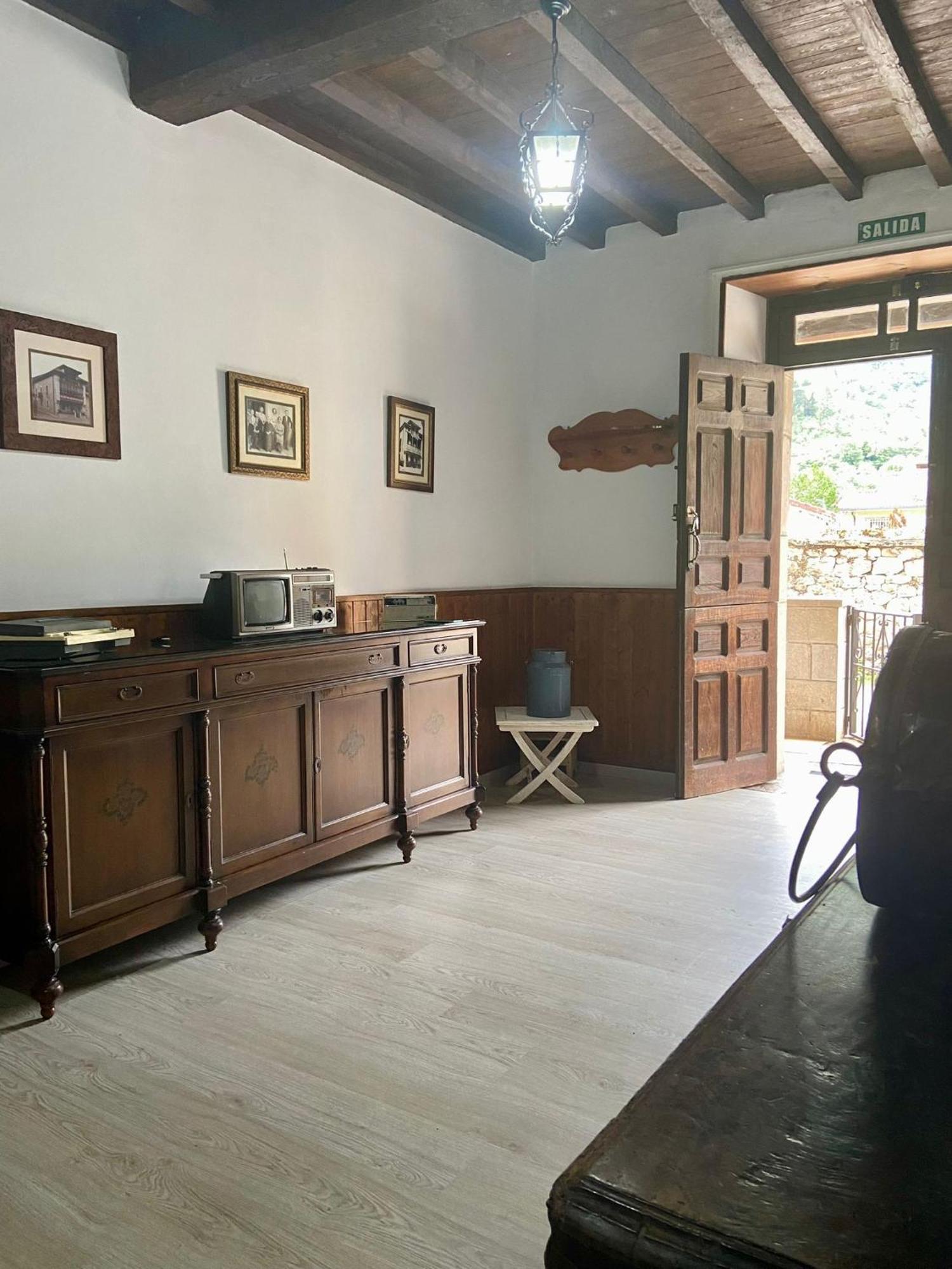 Villa La Casona De Ardines Las Arenas Exterior foto
